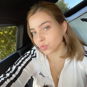 Meet your Posher, Mabel